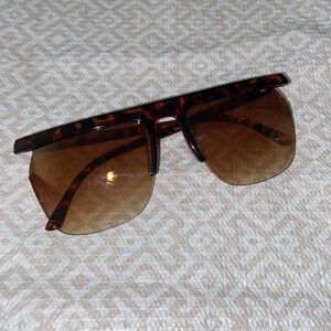 Cheetah Print Frame with Brown Tint Sunglasses